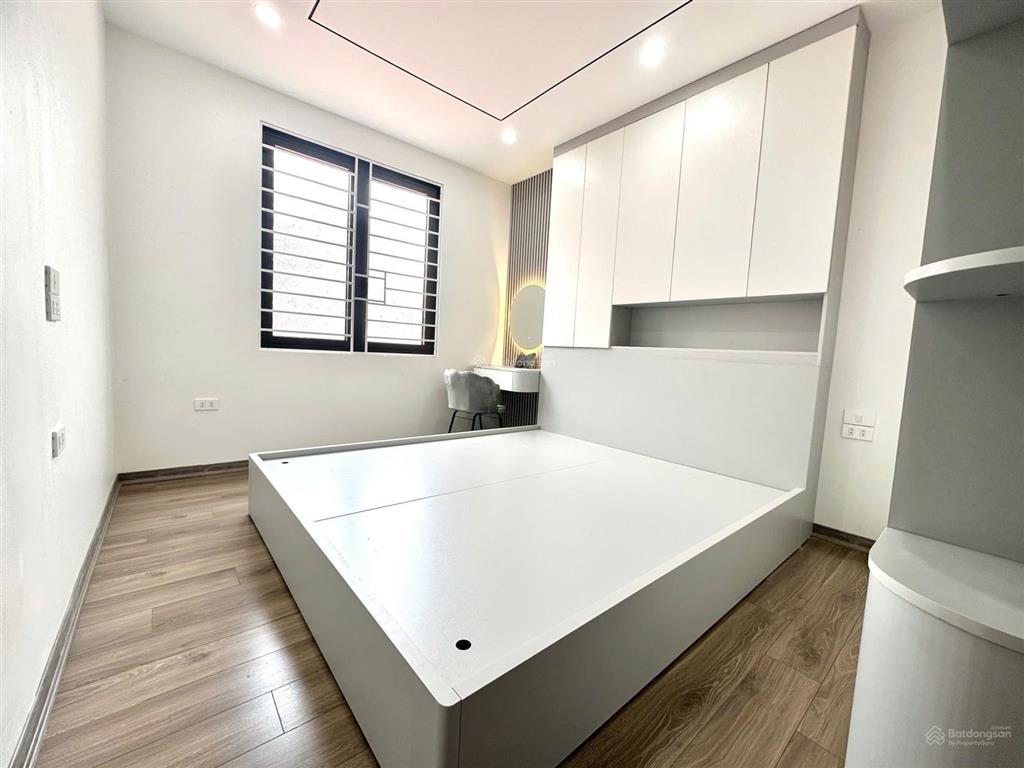 Bán nhà riêng an khánh, hoài đức. 36m2 xây 5 tầng full nội thất. cách 25m đến đại lộ thăng long