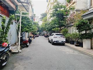 Bán nhà hẻm xe hơi 339 lê văn sỹ, phường 13, quận 3, dt 5,3x13m, 2 tầng, giá 14 tỷ