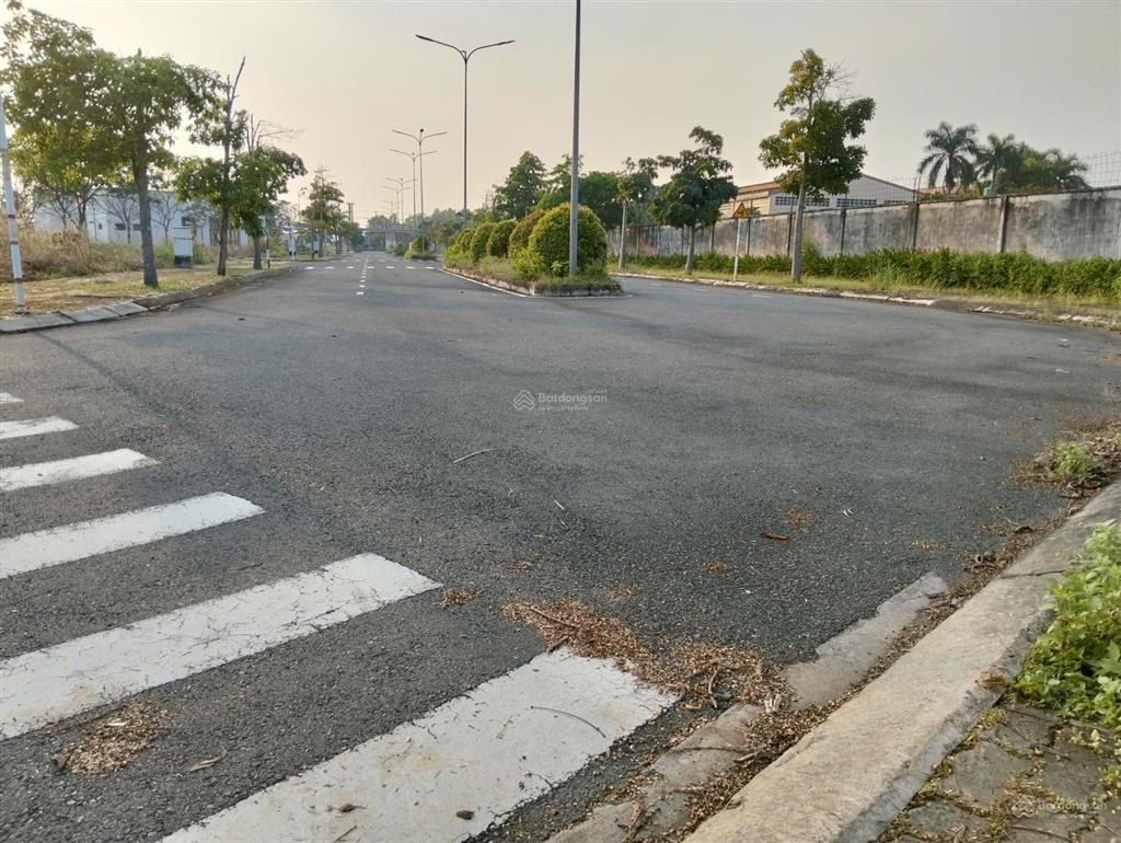 Đất lago centro giá rẻ nhất khu vực bến lức