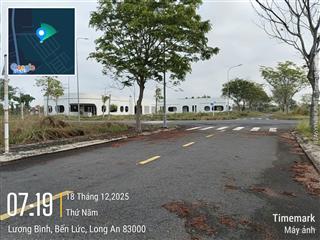 Chính chủ bán đất lago centro bến lức, sổ sẵn tại nhà, xây dựng liền