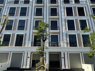 Bán nhà phố đẹp tại vinhomes grand park, 17,8 tỷ, 120m2, nhiều tiện ích.  0828 030 *** thiện