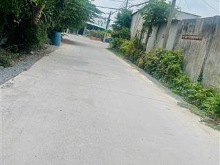 Chủ cần bán gấp lô đất thổ cư 125m2 giá 1,35 tỷ xã tân an hội, đường bê tông 8m thông, shr.