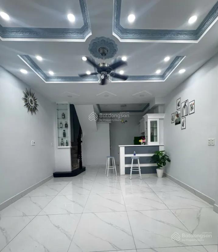 Bán nhà hxh thích quảng đức, phú nhuận. tiện ích vô vàn  3 tầng  4 pn. giá mềm nhỉnh 6.35 tỷ
