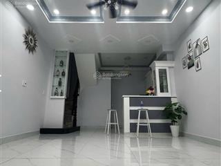 Bán nhà hxh thích quảng đức, phú nhuận. tiện ích vô vàn  3 tầng  4 pn. giá mềm nhỉnh 6.35 tỷ