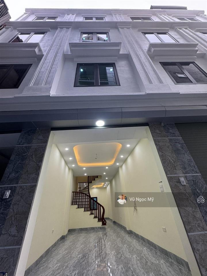 Nhà 4 tầng 36m2, 4 ngủ, ô tô đỗ ngõ, ngay ngã tư xanh đỏ ỷ la dương nội, giá 4.8 tỷ, 0889 633 ***