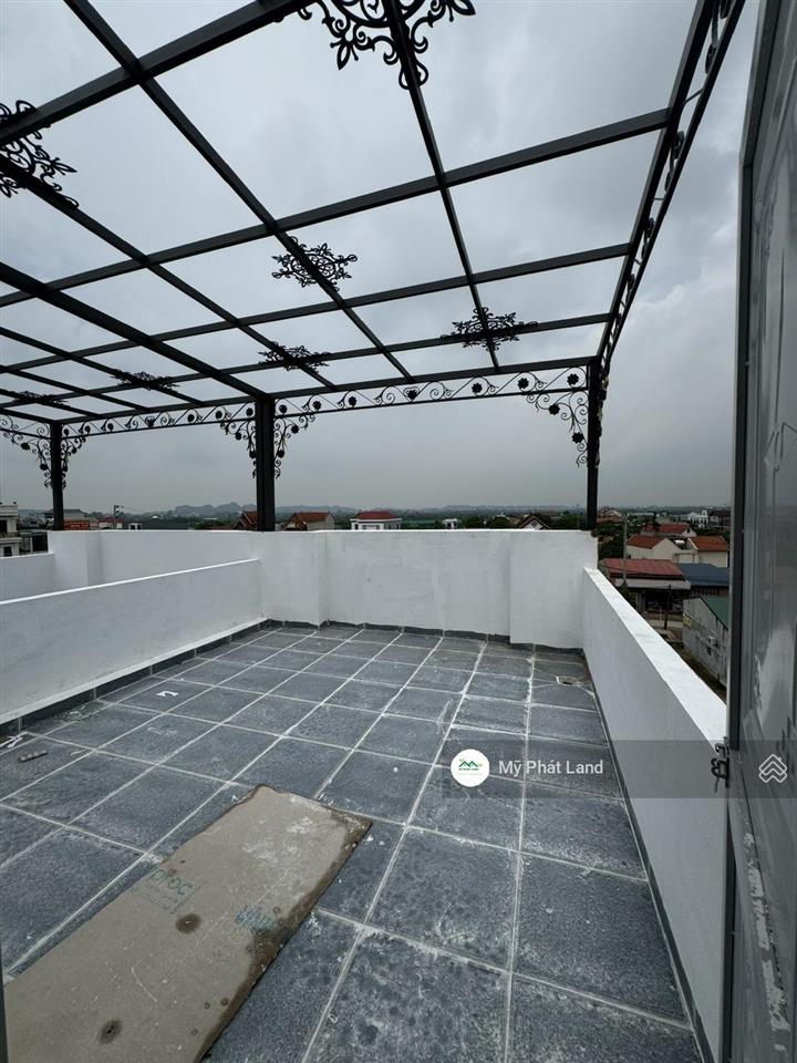 Nhà 4 tầng 35m2, ô tô đỗ ngõ, gần đại học thể dục thể thao, đường lê văn lương kéo dài, giá 3.15 tỷ