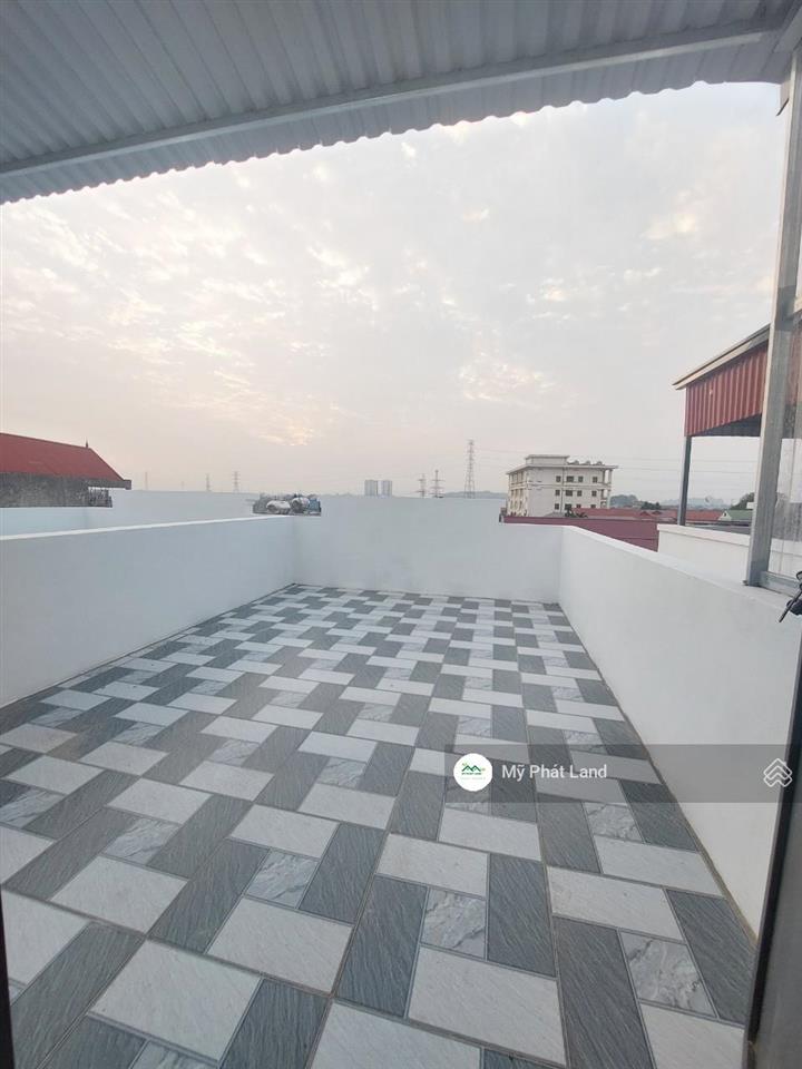 Những căn nhà đẹp, dt 35m2, xây 5 tầng, gần quốc lộ 6 biên giang chương mỹ mới, giá chỉ 3.25 tỷ