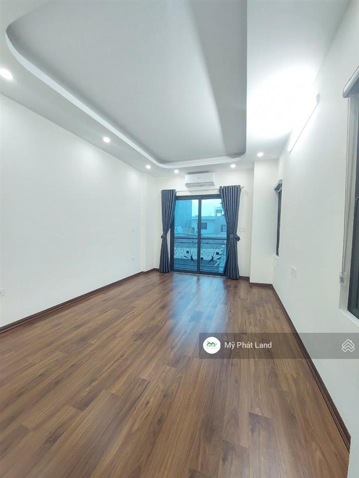 Những căn nhà đẹp, dt 35m2, xây 5 tầng, gần quốc lộ 6 biên giang chương mỹ mới, giá chỉ 3.25 tỷ