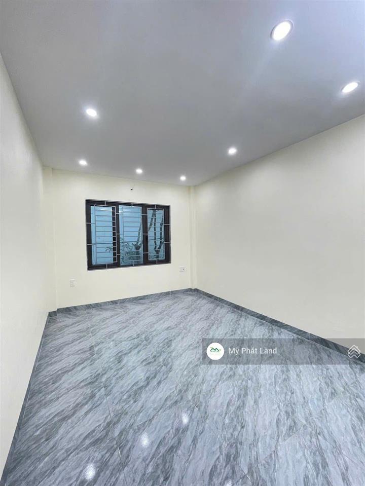 Nhà 4 tầng 45m², 4 ngủ, ô tô đỗ, gần chợ chính, trường học, 3km ra kđt đô nghĩa, giá chỉ 3.15 tỷ
