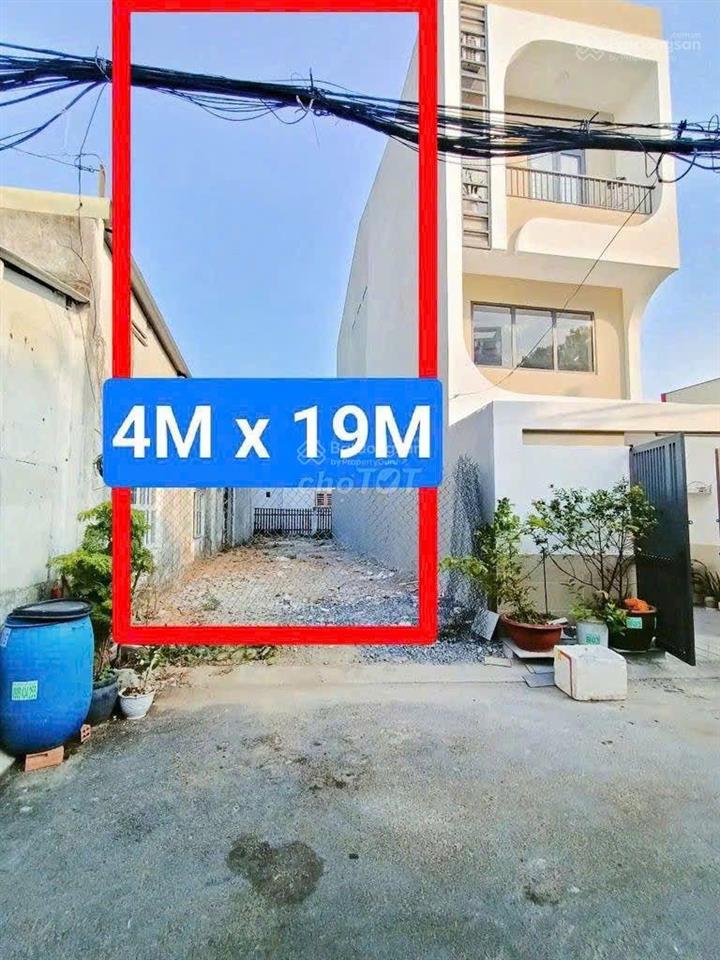 Lô đất ngay chợ thủ đức diện tích sàn 320m2 xây dựng 4 tầng + tum ,80m2 ,giá chỉ 5,5 tỷ ( tl )
