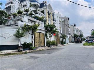 Gần ga metro  ngay bệnh viện đa khoa thủ đức  75m2gpxd 4 tầng cây xanh vỉa hè  7,3 tỷ tl