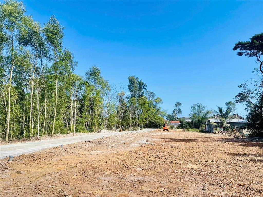 Chỉ 310 triệu đất vinh an, phú vang, tp huế gần ủy ban , chợ, trường học  cách đường tỉnh lộ 150m