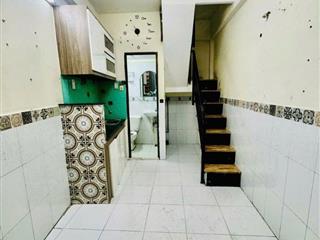 Nhà 2 tầng nhỏ xinh hẻm 4m  -  Gần Cầu Nguyễn Văn Cừ - SHR - 1.96 🧄 