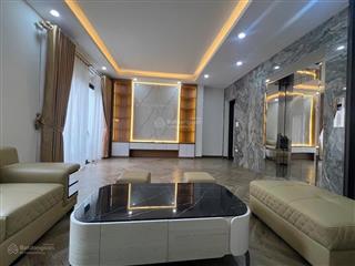 Bán nhà hồng tiến long biên ô tô đỗ cổng 6 tầng thang máy chỉ 10.9 tỷ