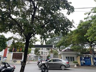 Bán nhà thang máy sát trường gia thụy long biên sẵn ở ngay 12 tỷ hơn