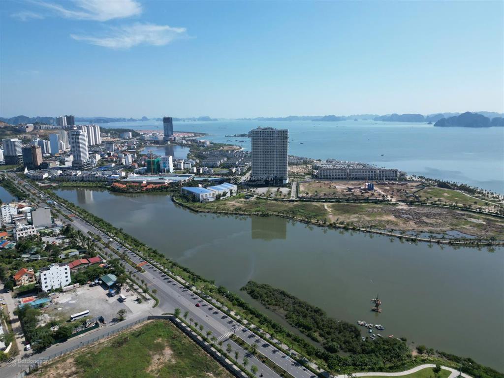 Chung cư imperia holiday  mặt biển  sổ lâu dài  cđt mik uy tín  giá chỉ từ 1.x tỷ  vay 70%