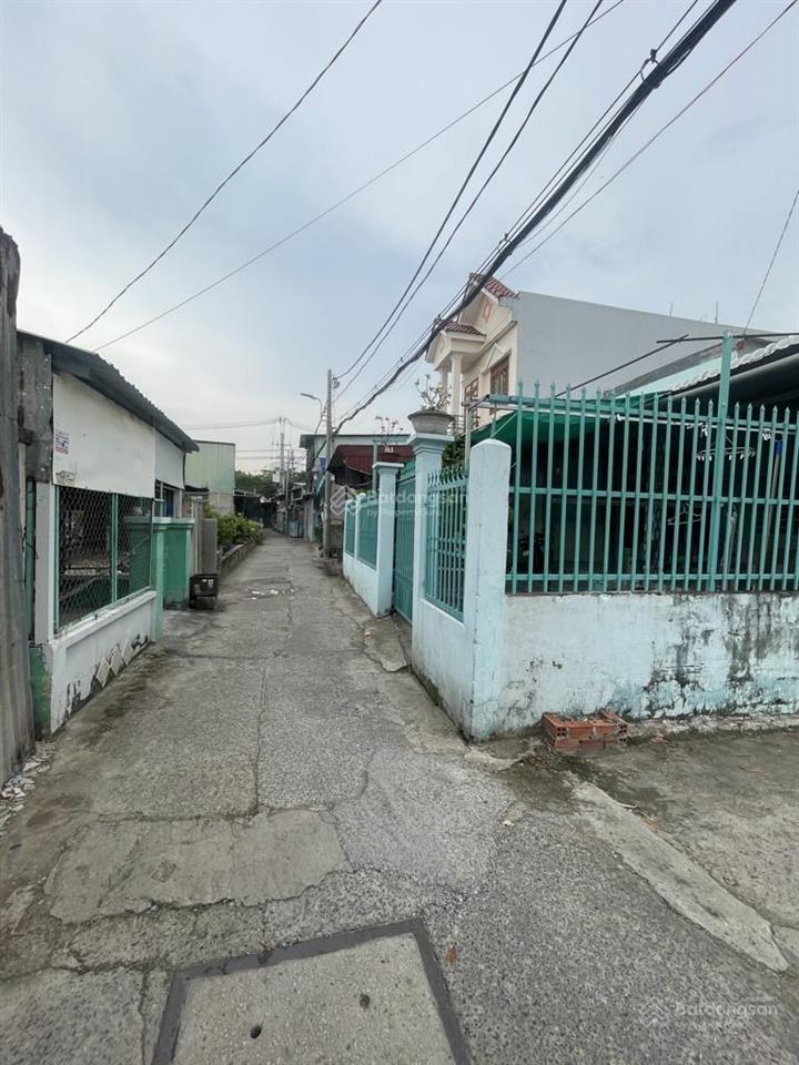 Lô đất đẹp cách mt nguyễn văn tạo 100m cách hẻm ô tô 30m vị trí siêu tiện