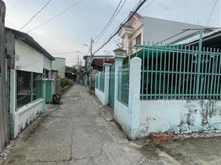 Lô đất đẹp  cách mt nguyễn văn tạo 100m  cách hẻm ô tô 30m  vị trí siêu tiện
