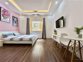 Ngay cv tao đàn, bến thành | trống 1 phòng cửa sổ lớn thoáng mát đủ tiện nghi, máy giặt riêng
