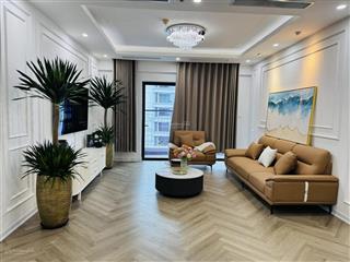 Nội thất mới tinh 100%  bán nhanh căn góc hoa hậu 139m2 tại goldmark city chỉ 9 tỷ