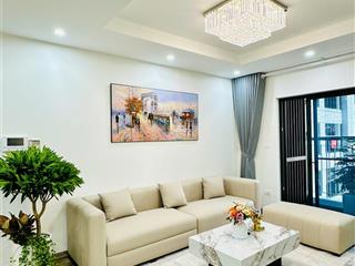 Căn hộ 121m2 nội thất mới 100%  ban công hướng mát nhà cực lộc lá  view thoáng giá xinh