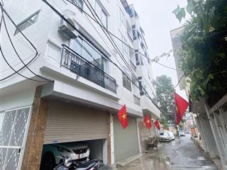 Ban nhanh  lô góc ô tô tránh thang máy  full đồ
