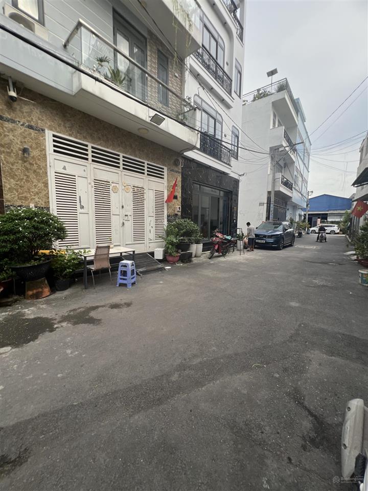 Nhà 4 tầng full nội thất gỗ xịn hẻm 7m sát mt thạnh xuân 22 ngay chợ minh phát dt 5,5x10 5,4 tỷ