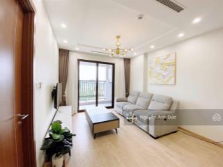 Bán căn hộ 2pn1wc, diện tích 52m2, full nội thất tại cầu giấy center point, em đức 0962 866 ***