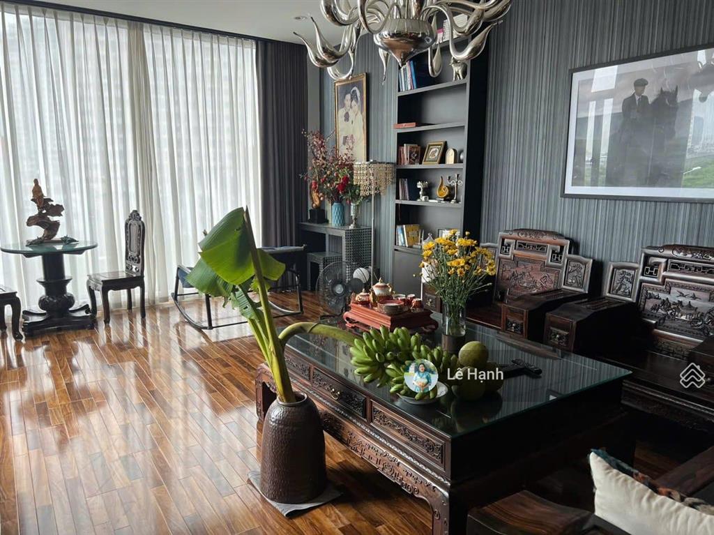 Bán nhà liền kề kđt văn quán, phân lô ô tô tránh 80m2, giá 17.8 tỷ