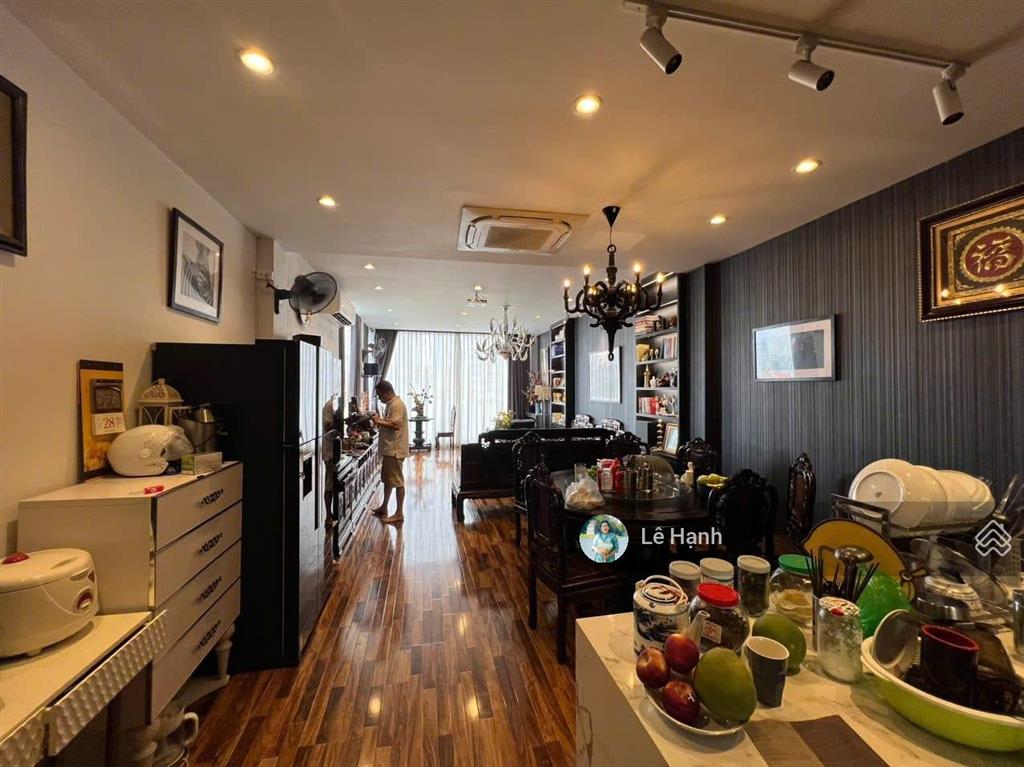 Bán nhà liền kề nam la khê, phân lô vỉa hè ô tô kinh doanh, 54 m2, giá 16.8 tỷ