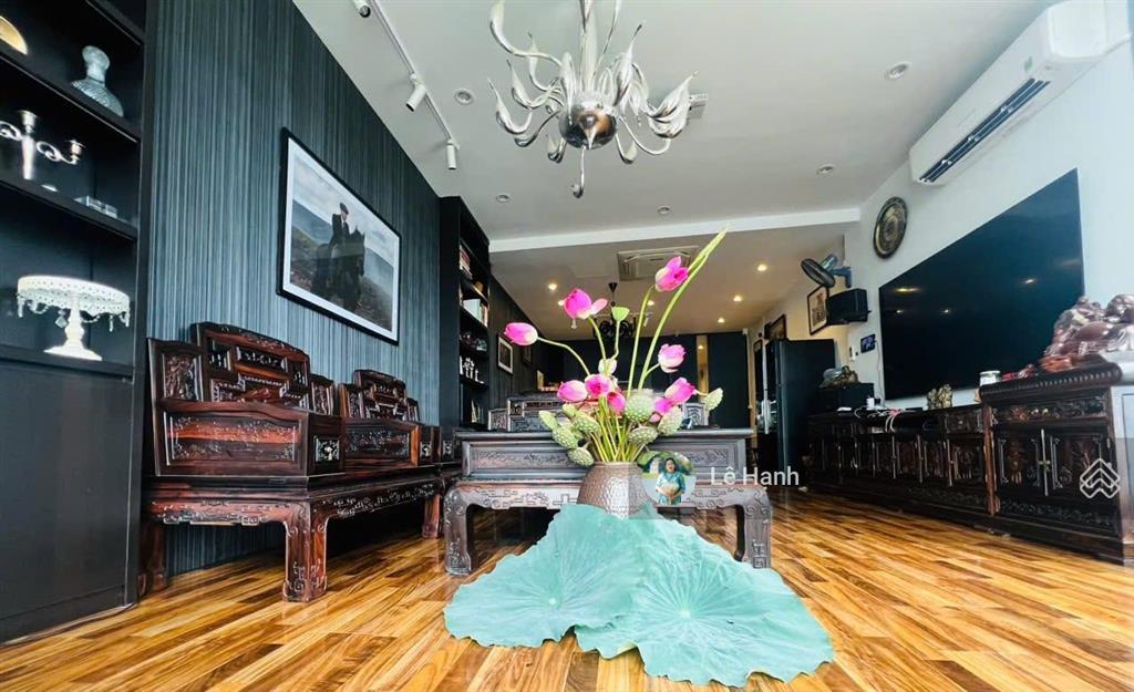 Bán nhà liền kề nam la khê, phân lô vỉa hè ô tô kinh doanh, 54 m2, giá 16.8 tỷ