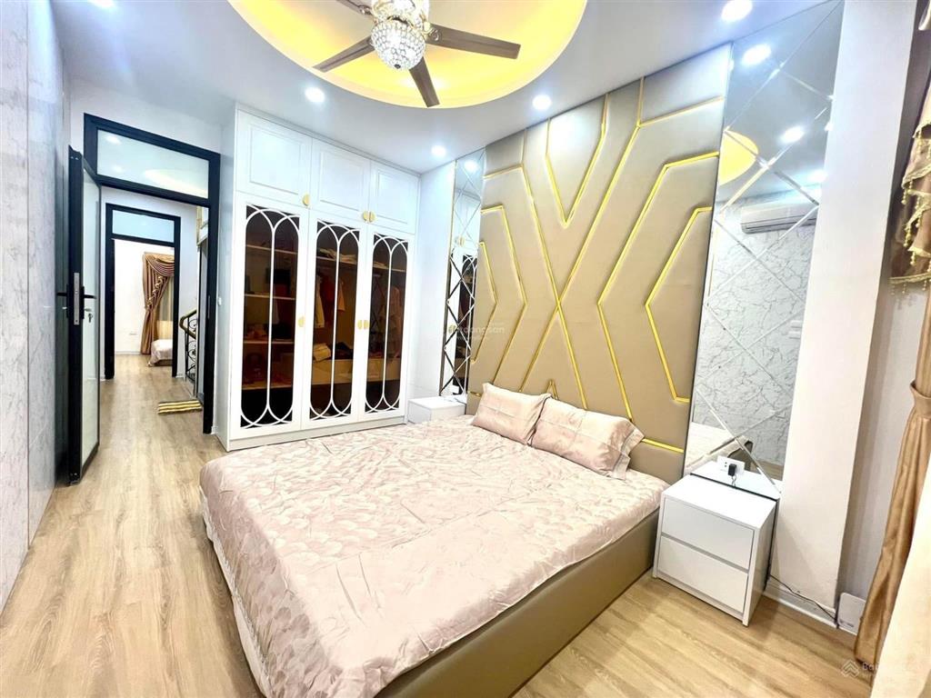 Bán nhà lk việt kiều châu âu, phân lô  ôtô  kinh doanh, 88m2 giá chỉ 23.5tỷ, chủ cần tiền bán gấp