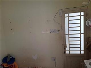 Phòng trọ cmt8 p. hoà hưng, giá 2tr2 có wc, bếp trong phòng