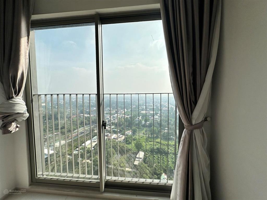 Cho thuê 6,5tr/tháng (70m2  2pn 2wc), có máy giặt, tủ lạnh, 03 máy lạnh, tặng 3 tháng gửi xe máy