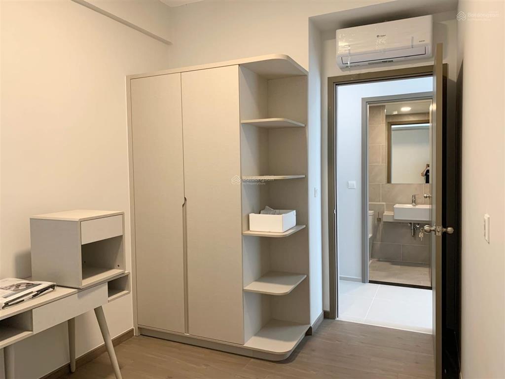 Cần bán căn 59m2 (2pn + 2wc) giá 2,68 tỷ  nhà có sổ hồng  view hồ bơi  có giường tủ, hỗ trợ 5,5%