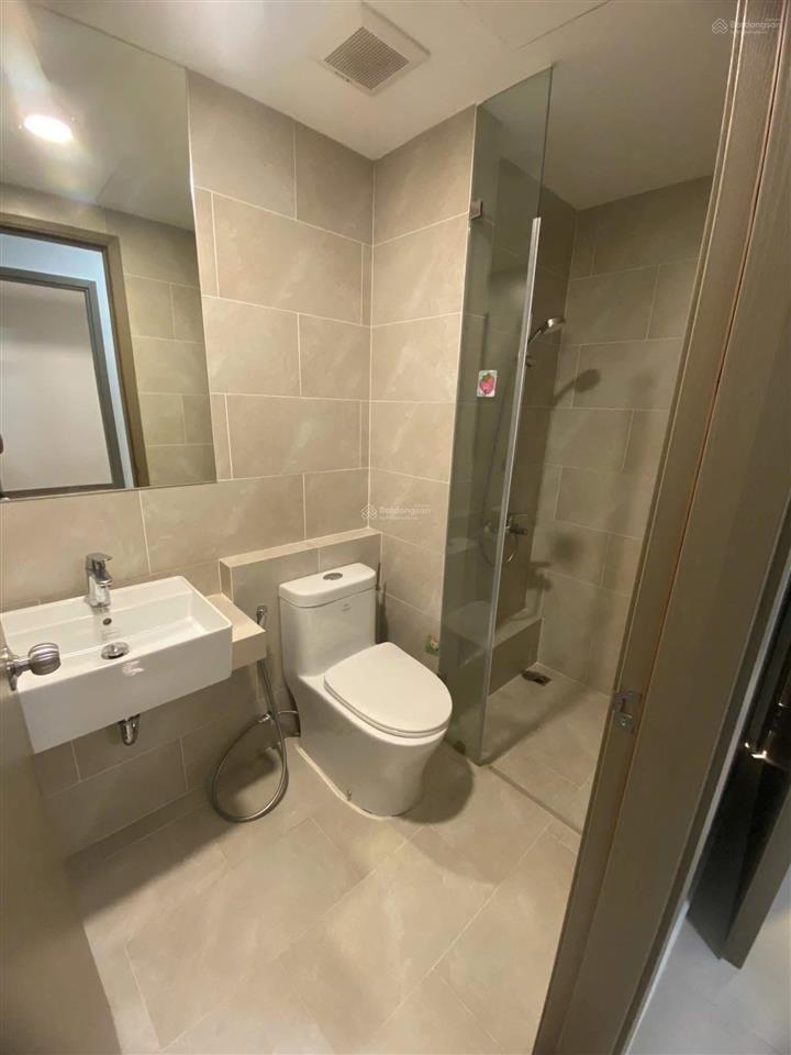 Cần bán căn 59m2 (2pn + 2wc) giá 2,68 tỷ  nhà có sổ hồng  view hồ bơi  có giường tủ, hỗ trợ 5,5%