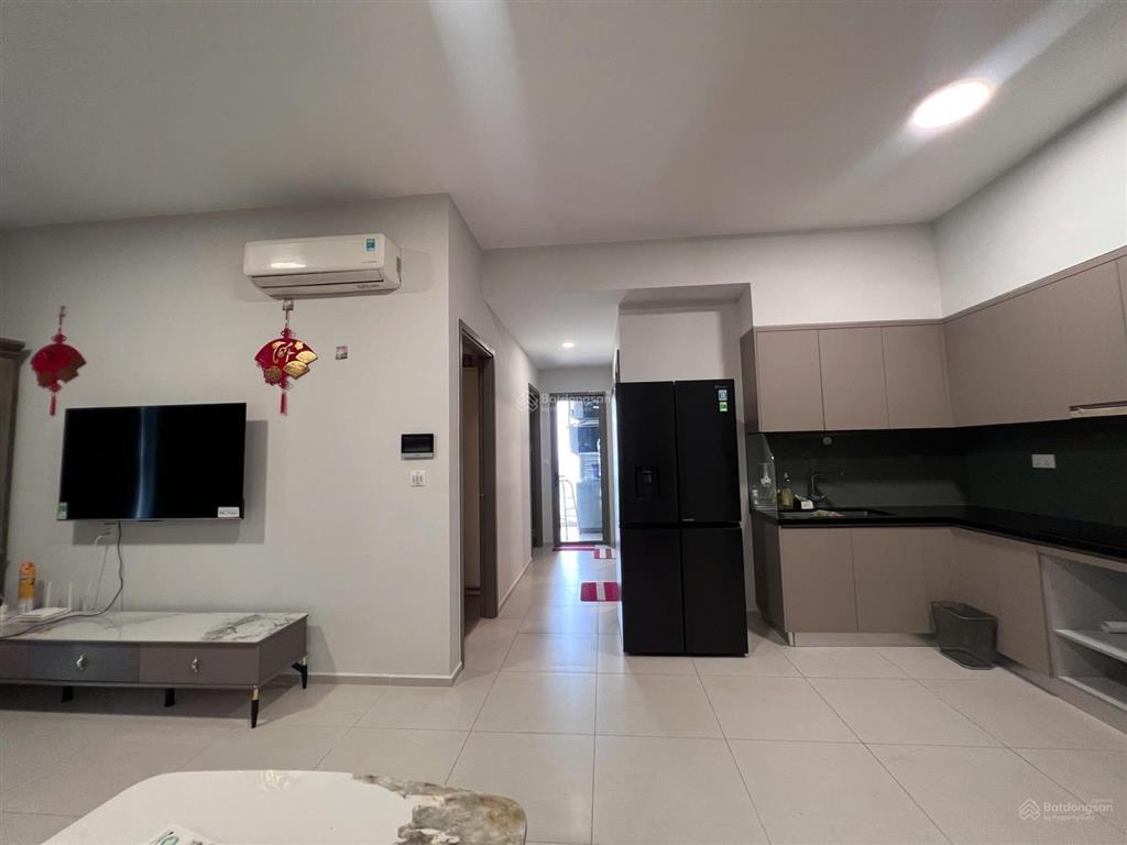 Cần bán căn 85m2 (3pn+ 2wc) full nội thất 3.9 tỷ , hỗ trợ vay  có sổ hồng  view hồ bơi