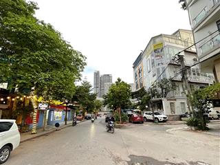 8 tỷ hơn ! bán nhà xuân la, tây hô  giáp ngoại giao đoàn  60m2  5 tầng  6pn gần ô tô dân xây