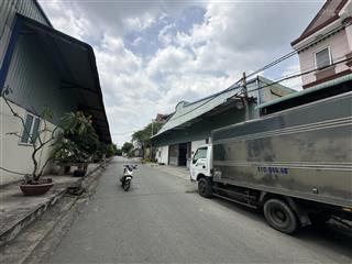 1.	2 lô đất biệt thự liền kề ql13 thủ đức, 274280m2, giá 20 tỷ đường 12m vỉa hè