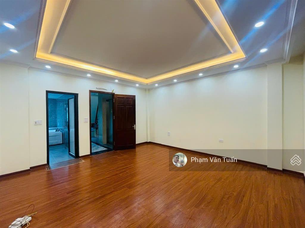 Hiếm! nhà cực đẹp 42m2x7t thang máy. ngõ thông kđt ciputra, ôtô vào nhà phố võ chí công, phú thượng