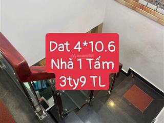 Bán nhà huỳnh văn nghệ. p15 tân bình
   0903 070 ***
