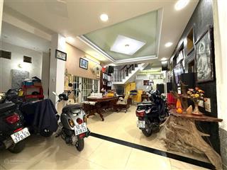 Bán nhà ngay  emart quang trung p.14 gò vấp .  điệp 0903 070 ***