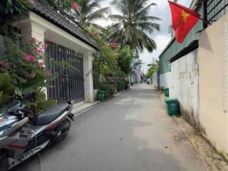 Hot! hot! chính chủ đang cần tiền gấp nên muốn bán nhanh căn nhà hẻm 43 khu phố 1