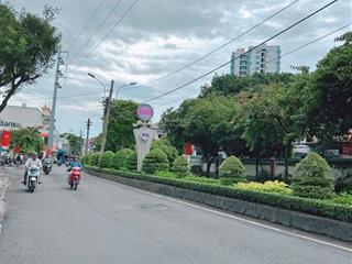 Nhà mới mặt tiền 607 bình thới q11 . / điệp 0903 070 ***