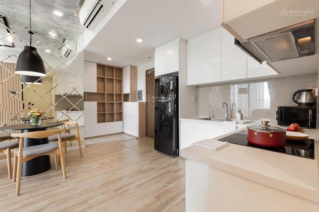Bán căn hộ 2pn nội thất xịn sò tại masteri an phú, p. thảo điền. giá 8 tỷ  e. bình 0938 745 *** ạ