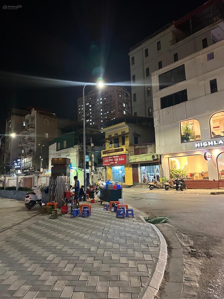 Chuẩn 100%, bán đất phố phú thượng 75m2, mặt tiền 4m, ngõ thông, kinh doanh, ô tô, 1 nhà ra phố