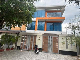 Bệt thự khu tên lửa  ( 10x 20m )  hầm + 3 lầu giá 36 tỷ  trục đường 20m liền kề aeon mall