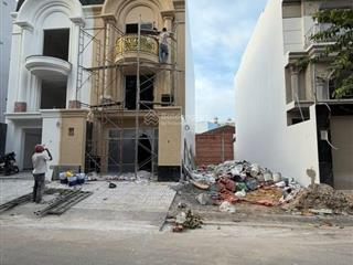 Đất trống tiện xây mới 5x20m mt khu tên lửa khu nhà cao tầng chỉ 8.1 tỷ bớt nhẹ