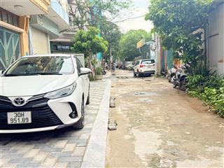 Phân lô vip hoàng quốc việt ngõ to như phố gara 2 ô tô vỉa hè văn phòng ở sướng!