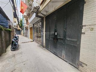 Bán nhà quan nhân, 8,9 tỷ ngõ thông, kinh doanh, gần ôtô, dt 40m2, 5 tầng